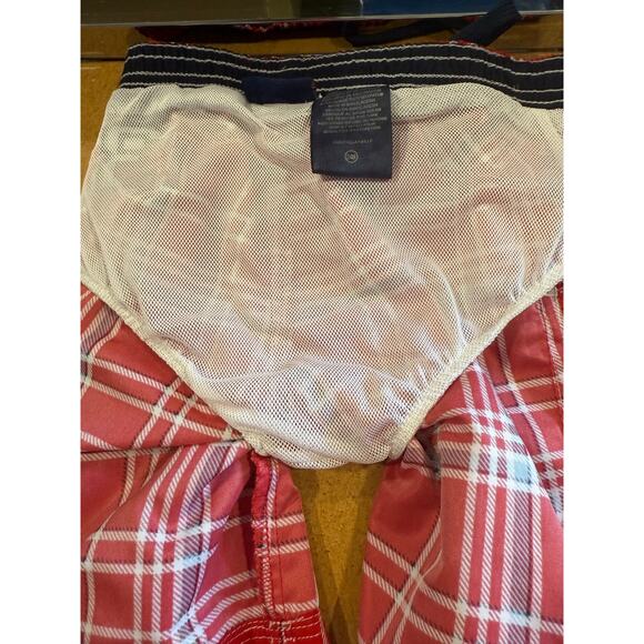 US Polo ASSN. Red Plaid Swim Trunks, boys 24 months - Picture 9 of 10